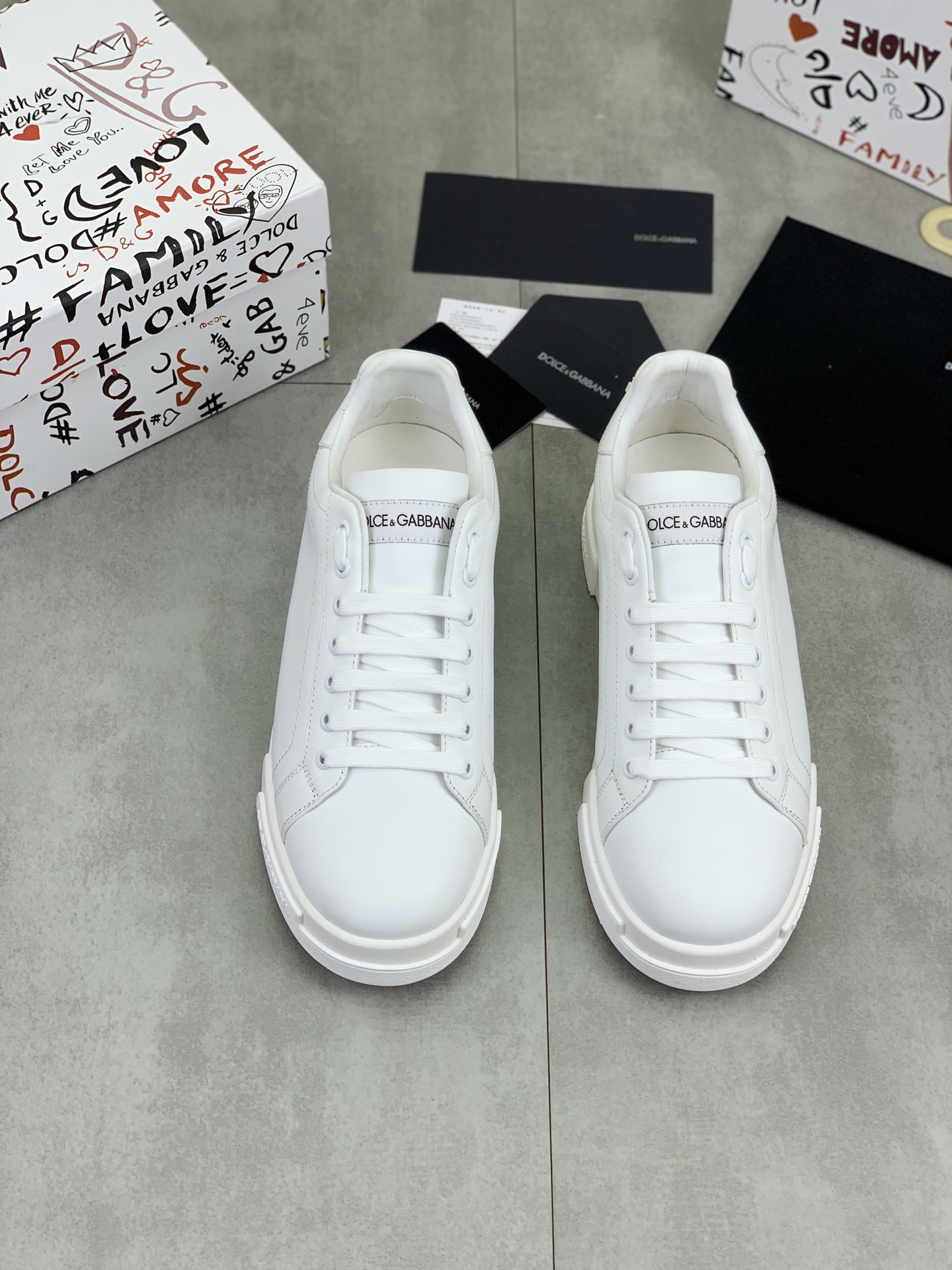 olce & Gabbana shoe